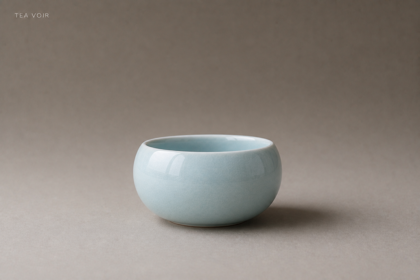 TEA VOIR Pale Celadon Round Tea Cup