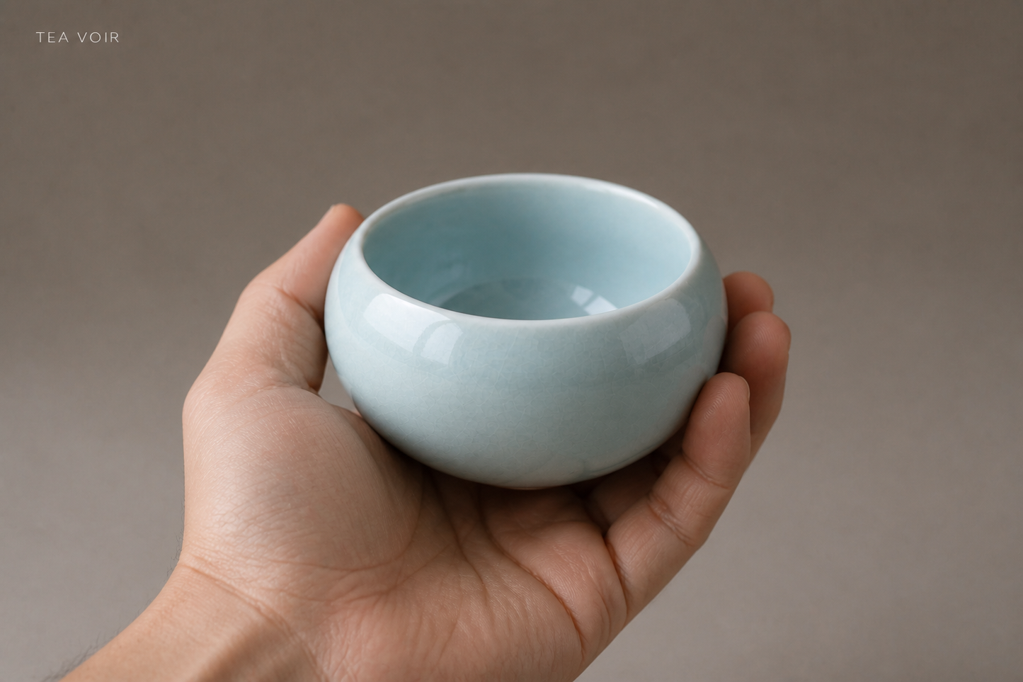 TEA VOIR Pale Celadon Round Tea Cup